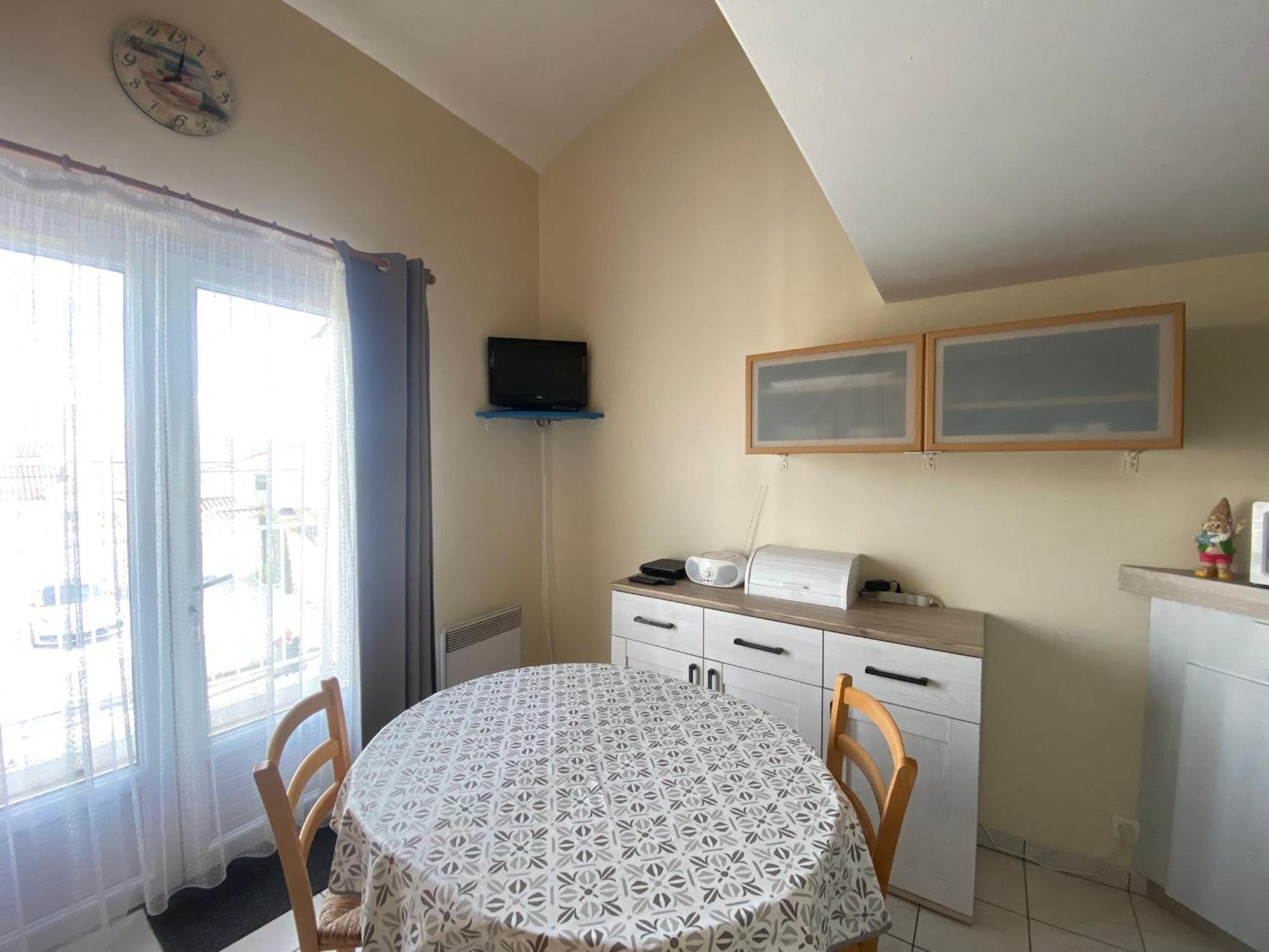 Appartement 1Er Etage Proche Centre-Ville, Plage Et Commerces, Balcon, Parking, Wifi Inclus - Fr-1-22-171 La Tranche-sur-Mer Εξωτερικό φωτογραφία